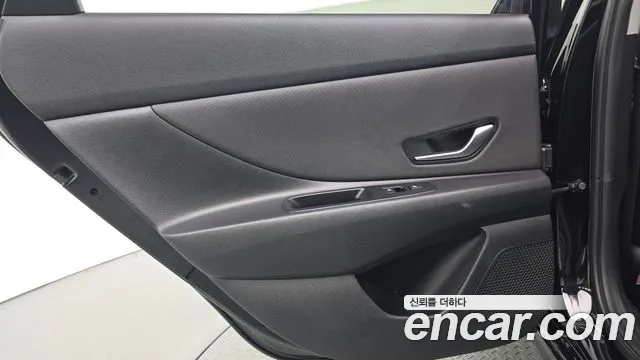 Hyundai Avante CN7 — Фото автомобиля 14