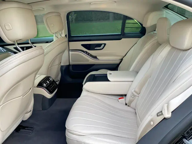 Mercedes-Benz S-Class — Фото автомобиля 17