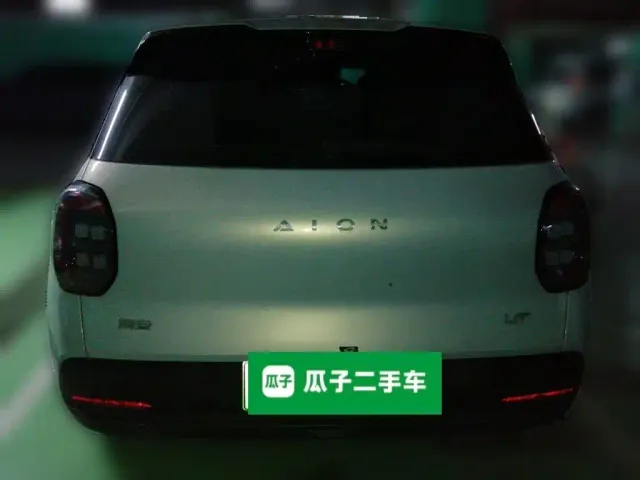 GAC Aion UT — Фото автомобиля 5