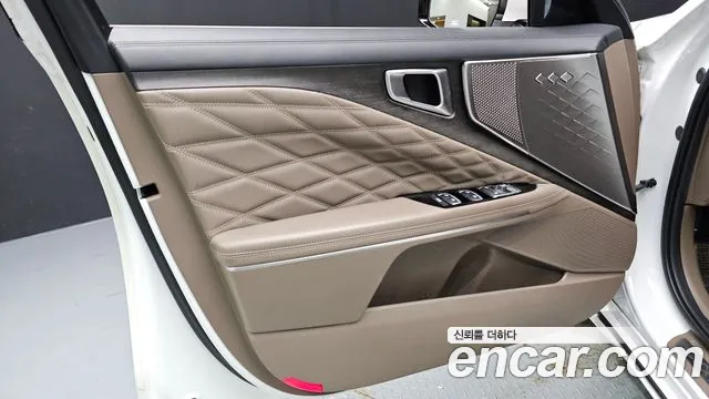 Kia K8 — Фото автомобиля 13