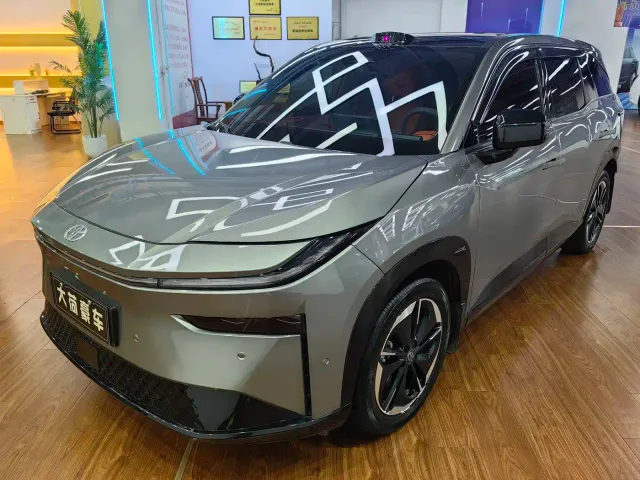 Фотография автомобиля — Toyota BoZhi 3X