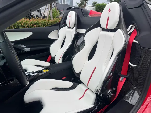 Ferrari SF90 — Фото автомобиля 7