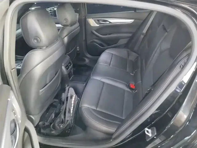 Cadillac CT5 — Фото автомобиля 16