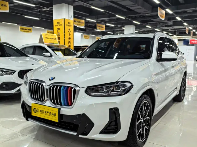 Фотография автомобиля — BMW X3