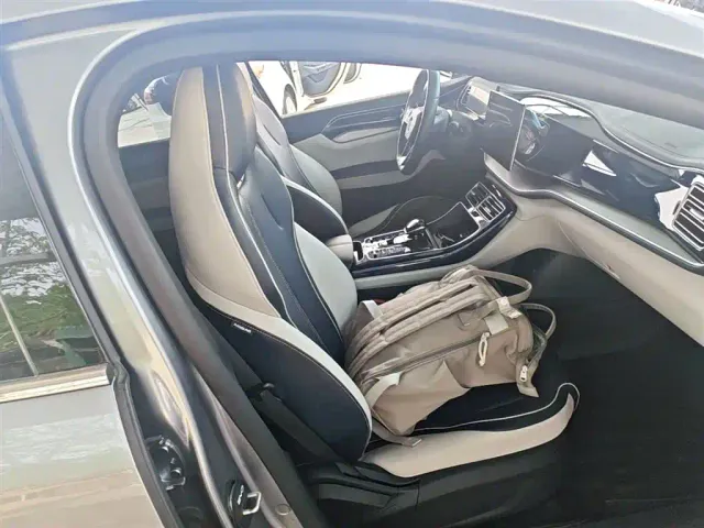 BYD Qin PLUS — Фото автомобиля 24