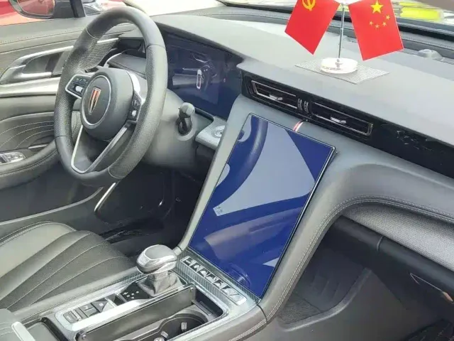 Hongqi H5 — Фото автомобиля 5