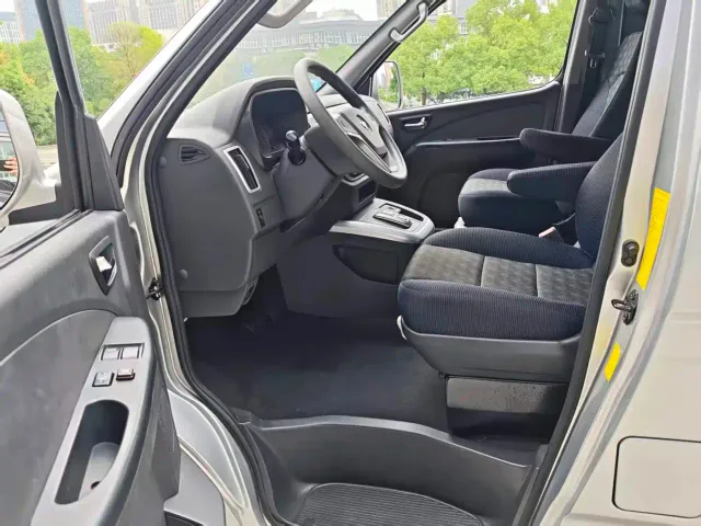 Foton Fengjing Zhilan G5 Hybrid — Фото автомобиля 9