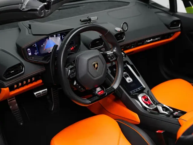 Lamborghini Huracan — Фото автомобиля 16