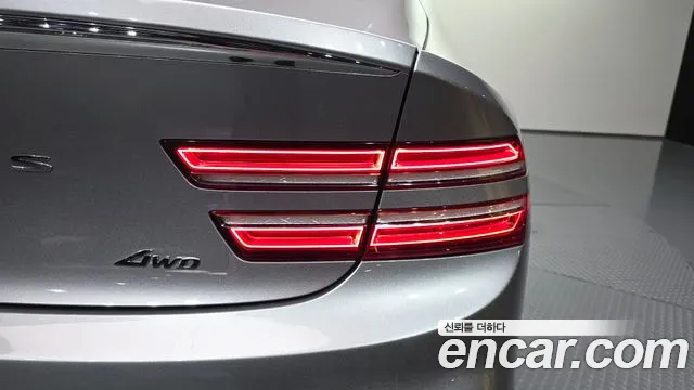 Genesis G80 Бензин 2.5 турбо AWD — Фото автомобиля 22