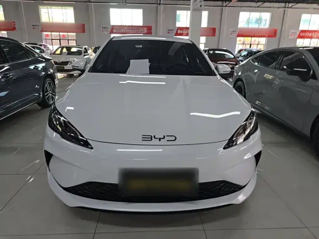 BYD Seal 05 DM-i — Фото автомобиля 2