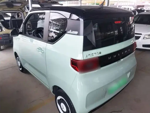 Wuling Hongguang Mini EV — Фото автомобиля 4