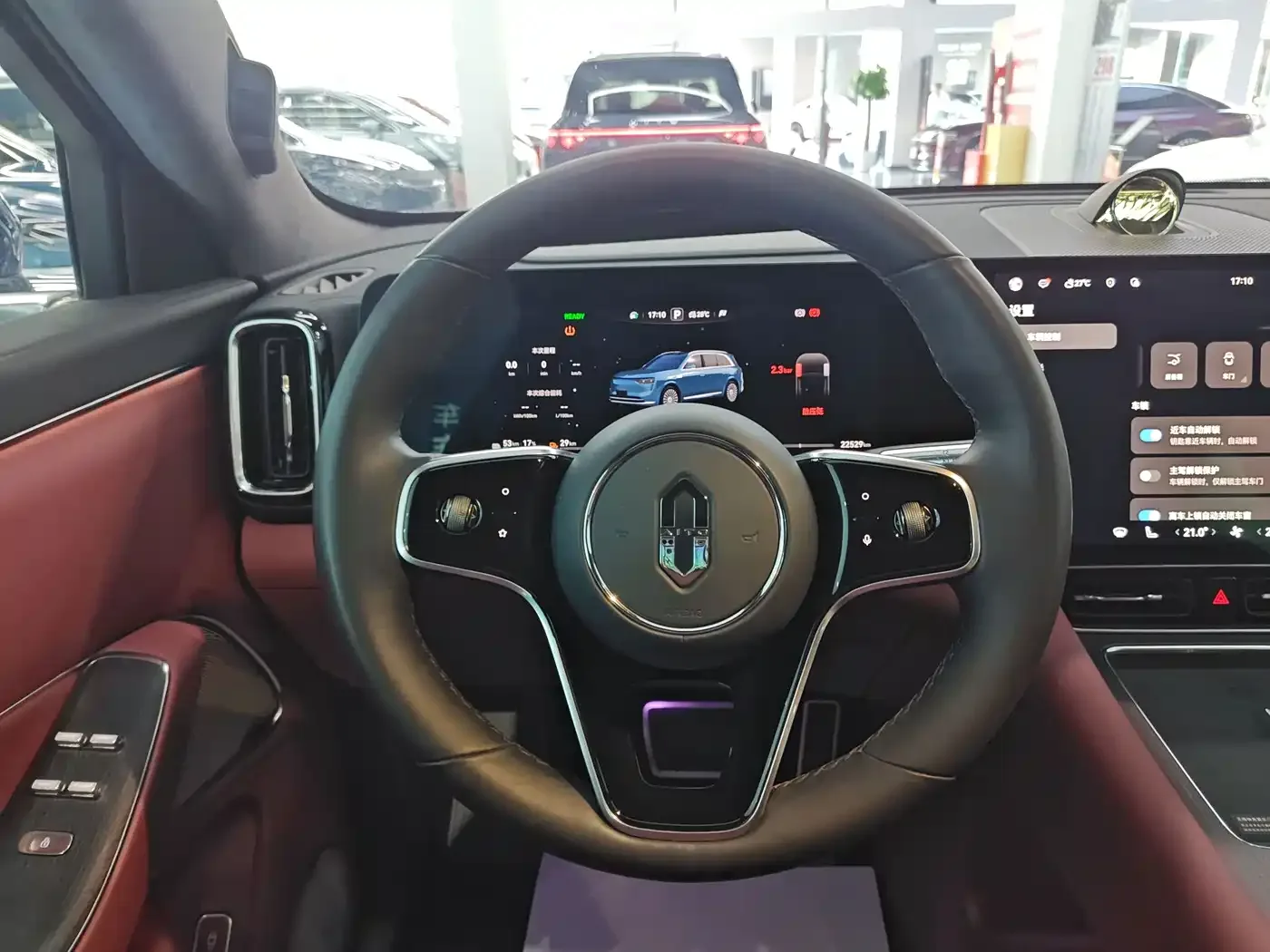 AITO Wenjie AITO M8 2025 Model Extended Range Ultra Edition 53.4kWh 5-Seater — Фото автомобиля 10