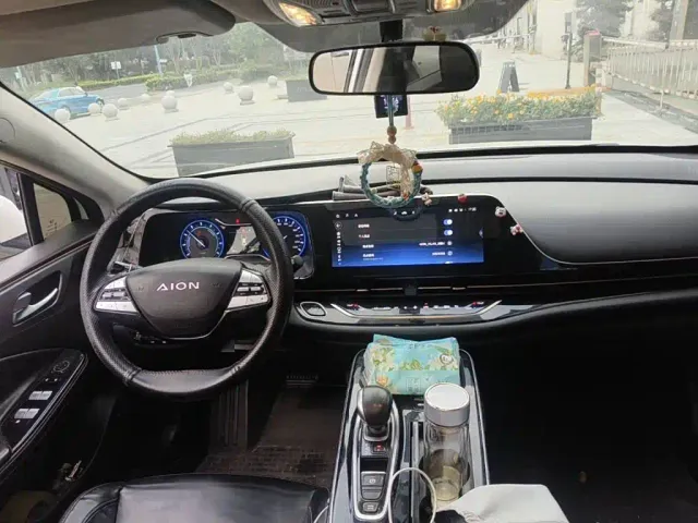 GAC Aion S — Фото автомобиля 12