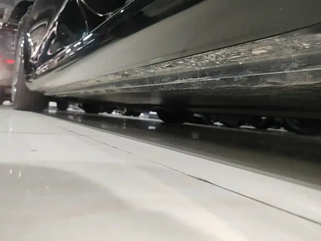 Tesla Model 3 — Фото автомобиля 21