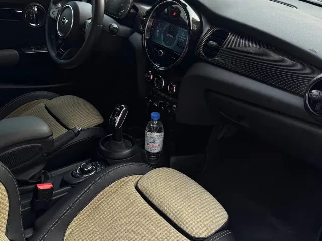 MINI Hatch — Фото автомобиля 8