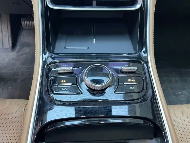 Geely Galaxy A7 — Фото автомобиля 17
