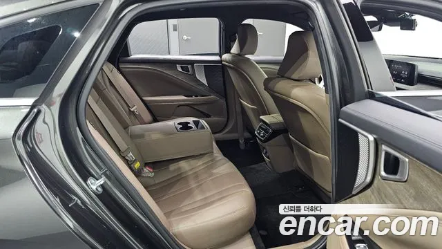 Kia K8 2.5 Бензин 2WD — Фото автомобиля 11