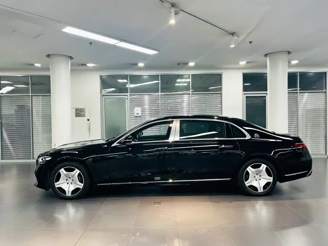 Mercedes-Benz Maybach S-Class — Фото автомобиля 8