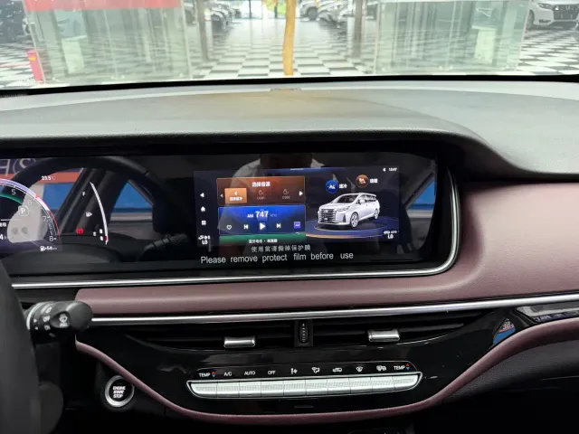 GAC Trumpchi M6 — Фото автомобиля 15