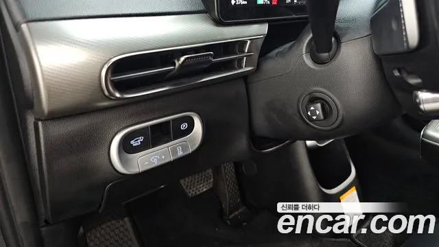 Genesis GV60 — Фото автомобиля 29