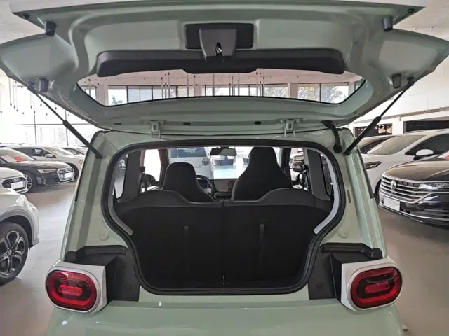 Wuling Hongguang Mini EV — Фото автомобиля 18