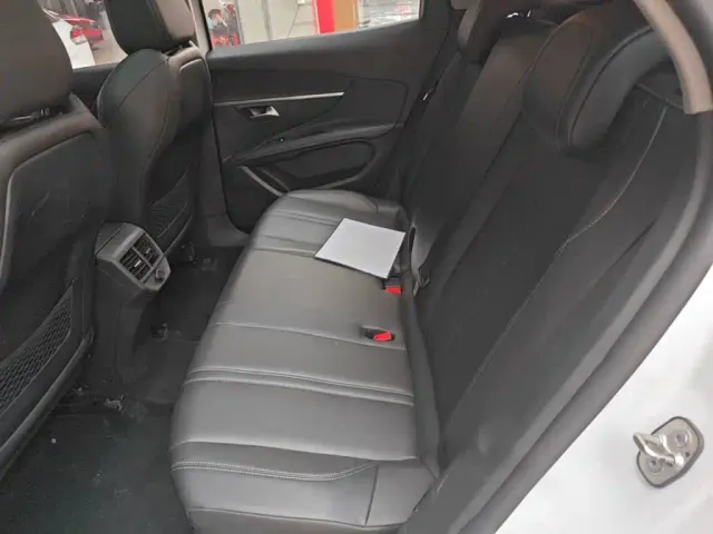Peugeot 4008 — Фото автомобиля 16