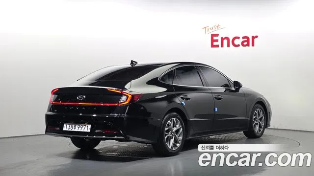 Фотография автомобиля — Hyundai Sonata