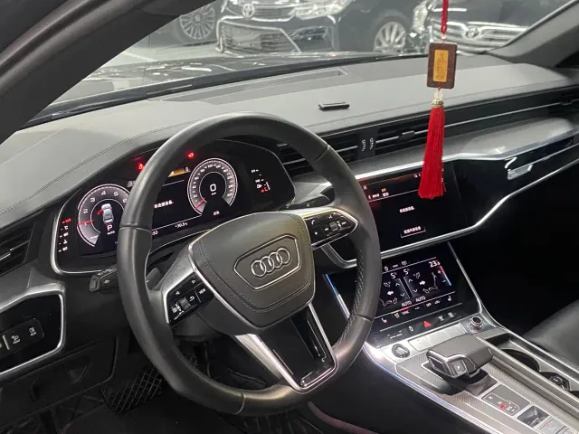 Audi A6L — Фото автомобиля 6