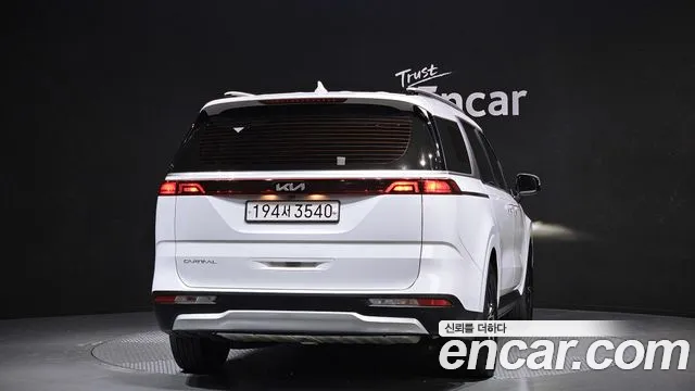 Kia Carnival 4th Gen — Фото автомобиля 4
