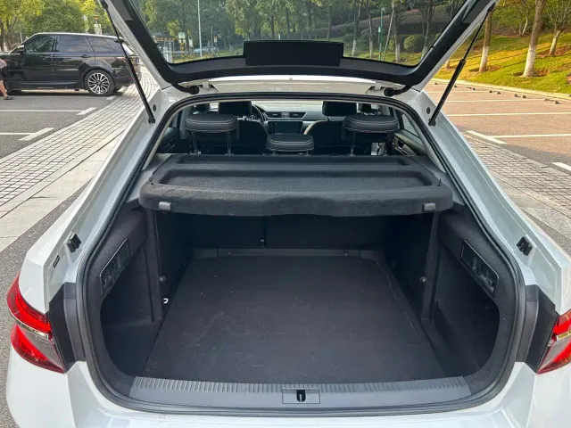 Skoda Superb — Фото автомобиля 19