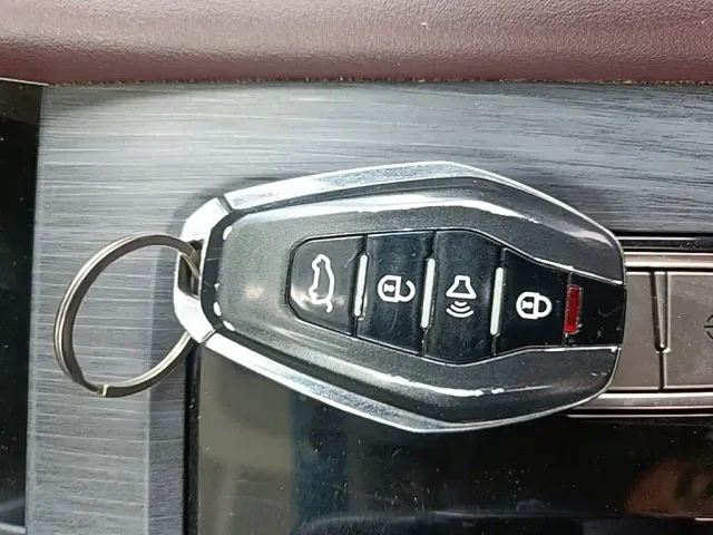 Jetour X90 Plus — Фото автомобиля 8
