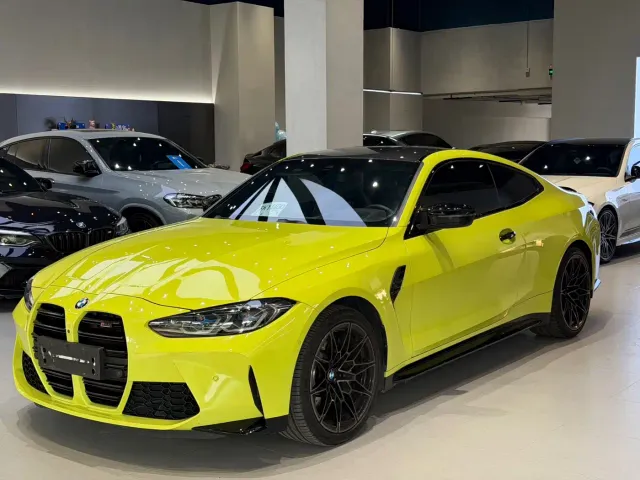 Фотография автомобиля — BMW M4