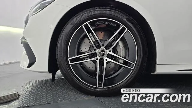 Mercedes-Benz E-Class E-класс W214 — Фото автомобиля 5