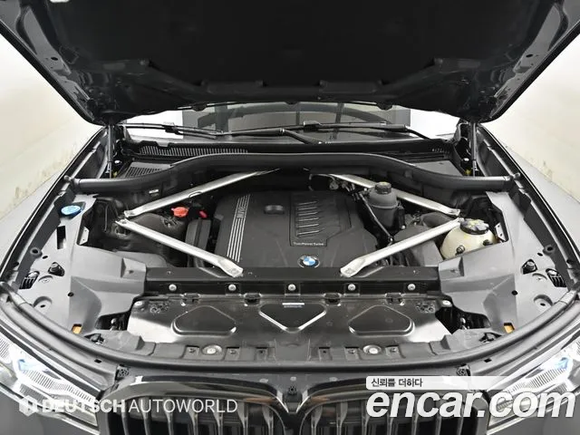 BMW X7 xDrive 40i M Sport Онлайн Exclusive Edition 6 мест — Фото автомобиля 6
