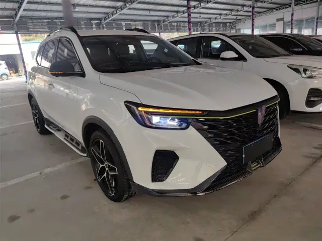 Roewe RX5 — Фото автомобиля 3