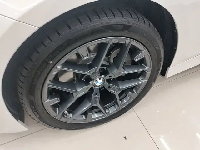 BMW 3 Series — Фото автомобиля 22