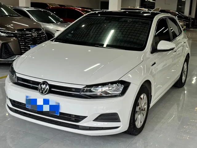 Фотография автомобиля — Volkswagen Polo