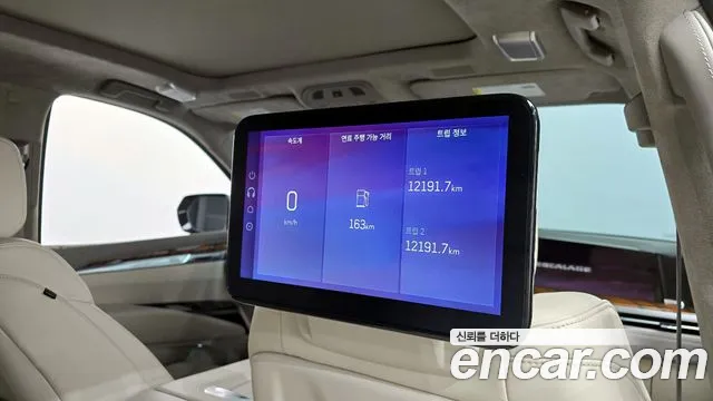 Cadillac Escalade Generation 5 — Фото автомобиля 14