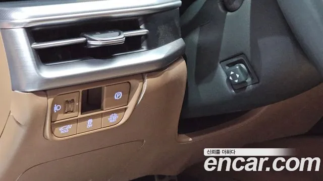 Hyundai Grandeur GN7 — Фото автомобиля 19