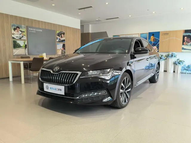 Фотография автомобиля — Skoda Superb