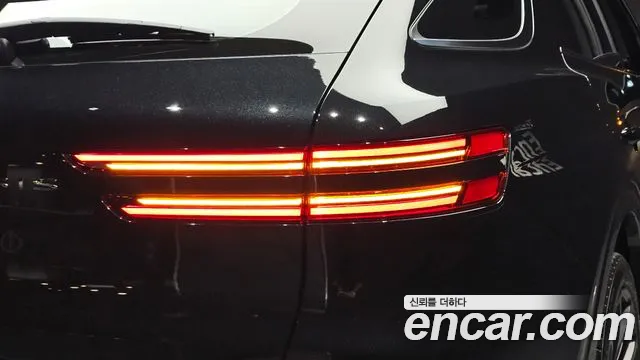 Genesis GV70 Electrified GV70 — Фото автомобиля 23