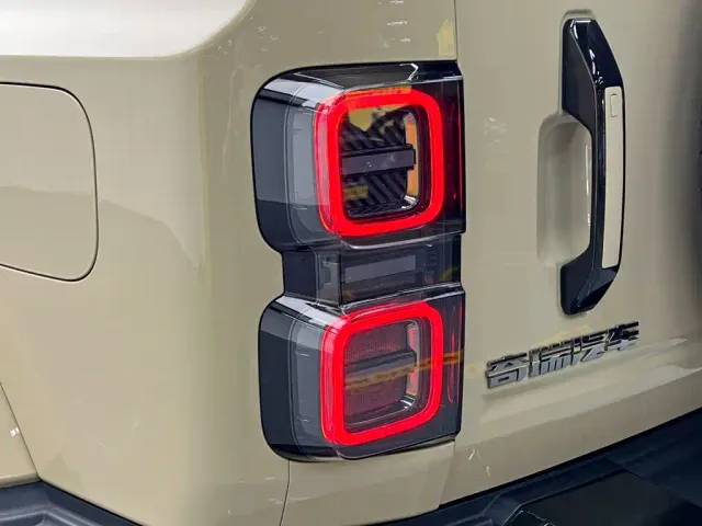 iCAR iCAR V27 2025 LiDAR Edition — Фото автомобиля 11