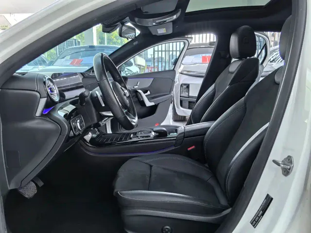 Mercedes-Benz A-Class — Фото автомобиля 5