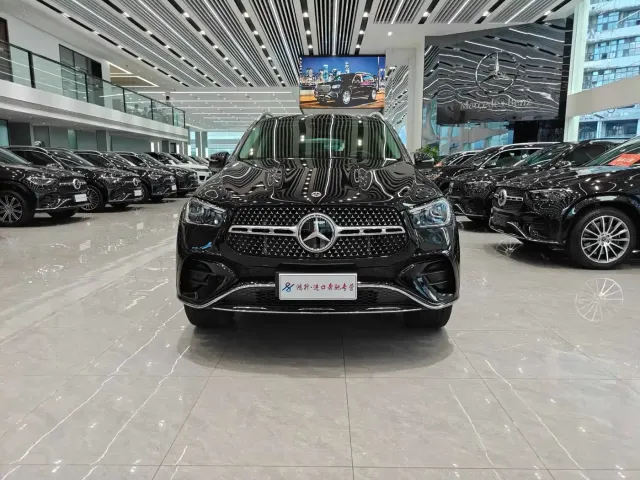 Mercedes-Benz GLE-Class — Фото автомобиля 2