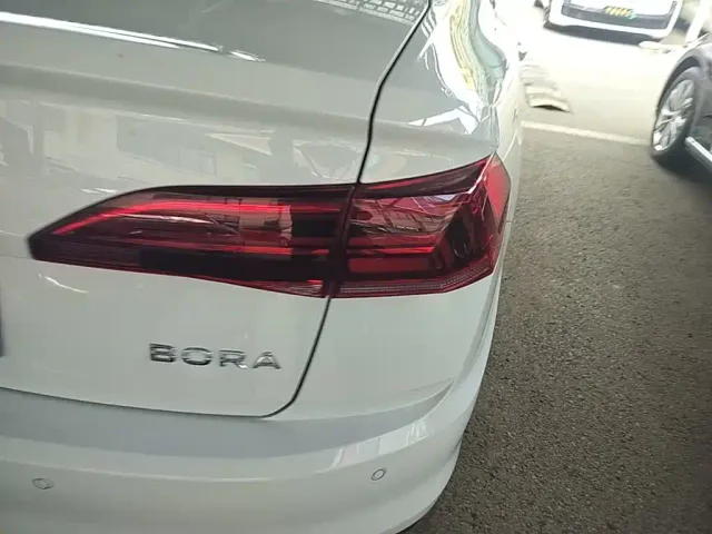 Volkswagen Bora — Фото автомобиля 7