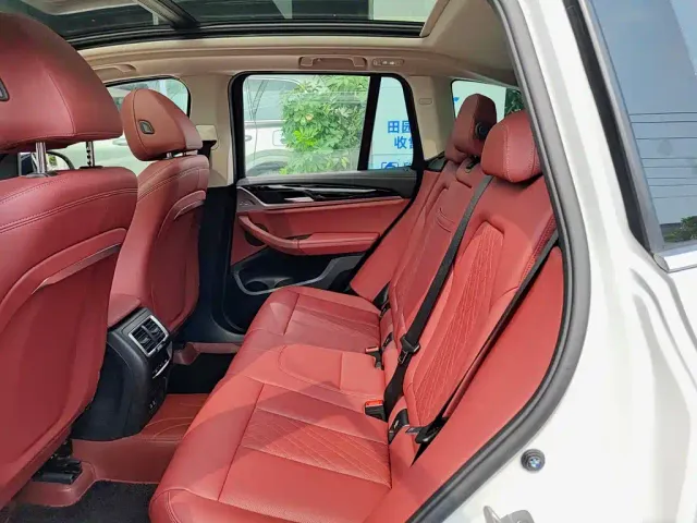 BMW X3 — Фото автомобиля 8