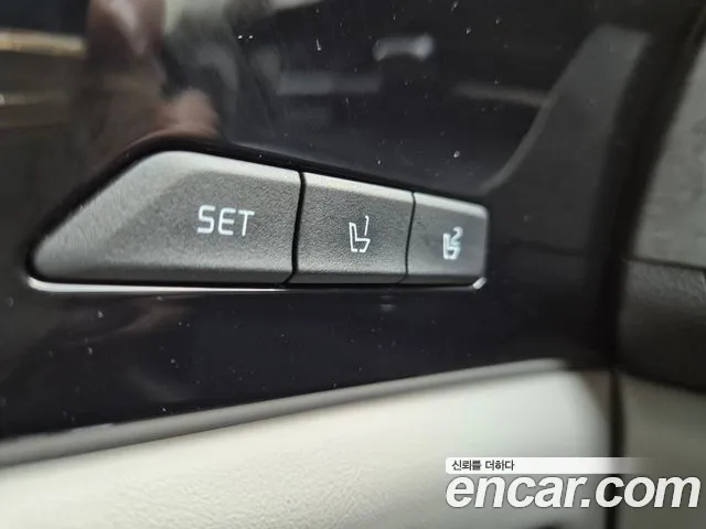 Kia Carnival Generation 4 — Фото автомобиля 12