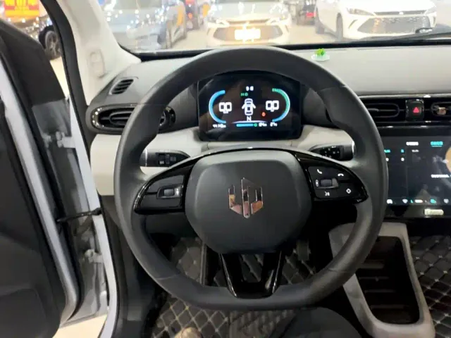 Leapmotor T03 — Фото автомобиля 10