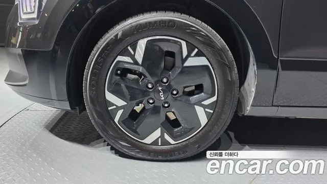 Kia Niro New — Фото автомобиля 5
