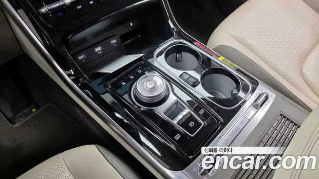 Kia Canival Carnival 4 поколение Бензин 9 мест Hi-Limousine — Фото автомобиля 9